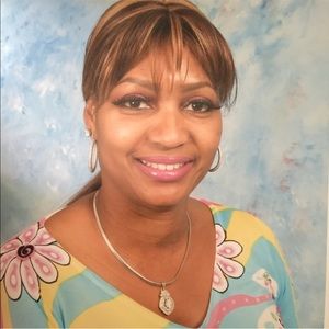 Meet your Posher, Felecia